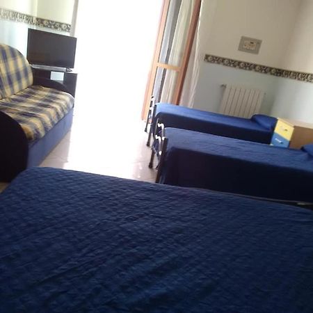Bed and Breakfast Al Centro Фонди Экстерьер фото