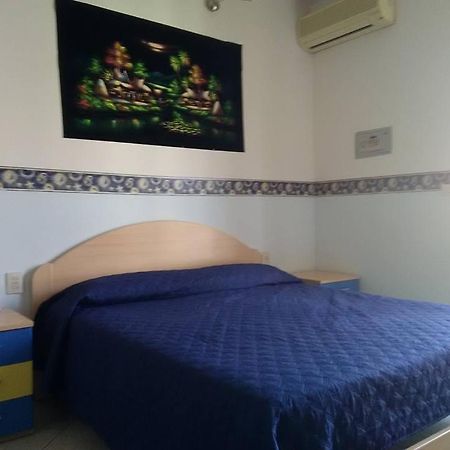 Bed and Breakfast Al Centro Фонди Экстерьер фото
