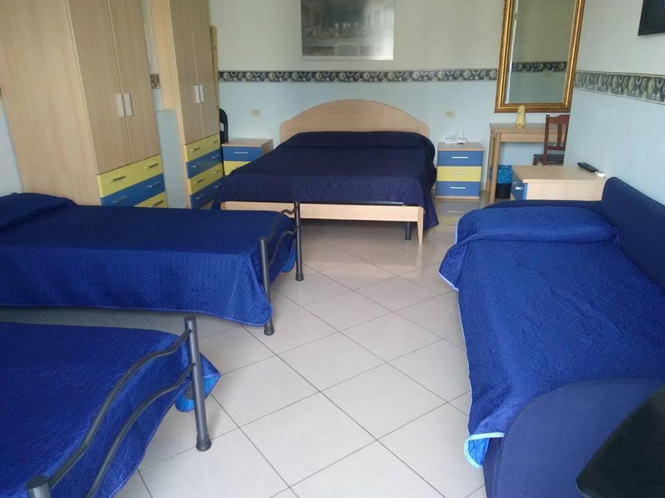 Bed and Breakfast Al Centro Фонди Экстерьер фото